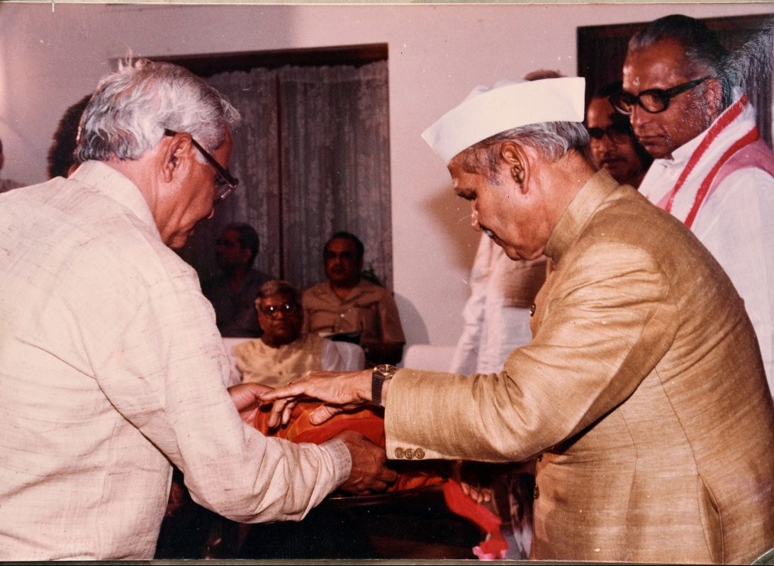 Original Pic of Siya ram Sharan gupt | Mahadevi Verma | Maithili sharan Gupt